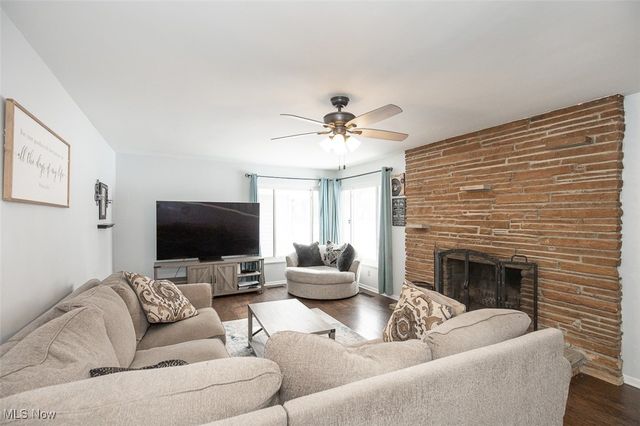 15446 Drake Road, Strongsville, OH 44136