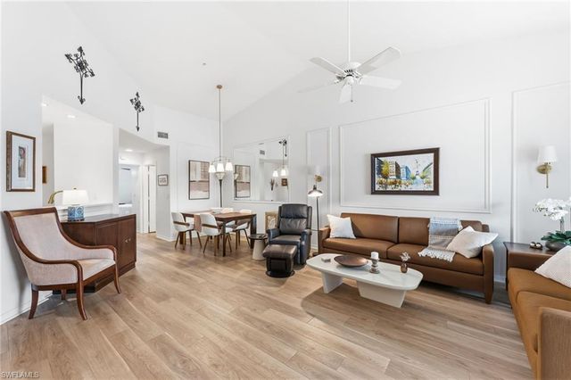 6930 Huntington Lakes CIR 203, Naples, FL 34119