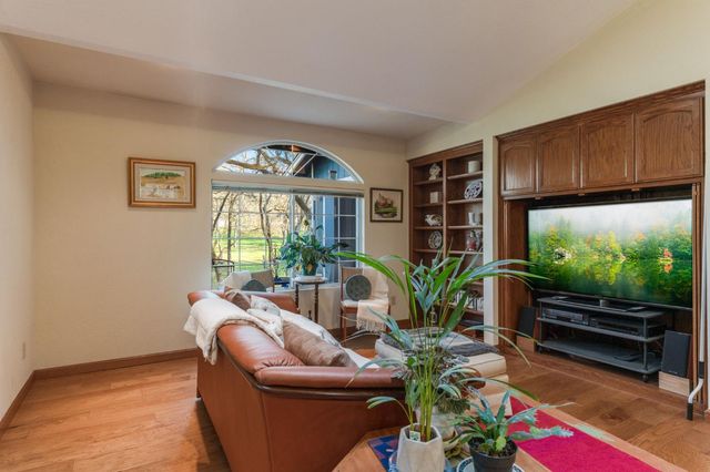 4460 Fawn St, Shingle Springs, CA 95682