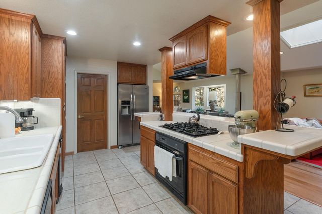 4460 Fawn St, Shingle Springs, CA 95682