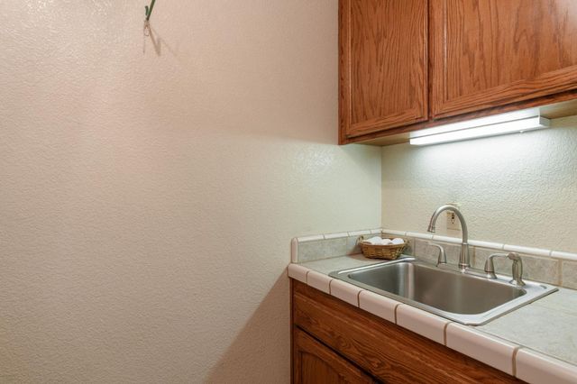 4460 Fawn St, Shingle Springs, CA 95682