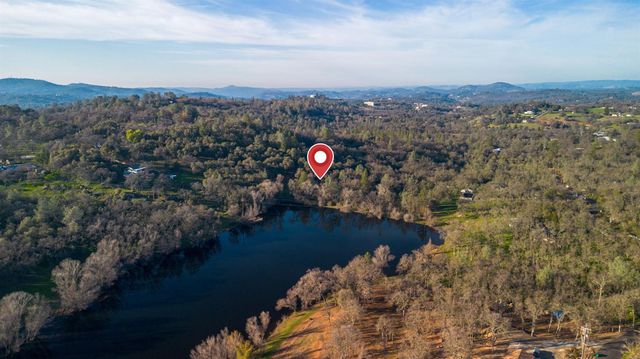 4460 Fawn St, Shingle Springs, CA 95682