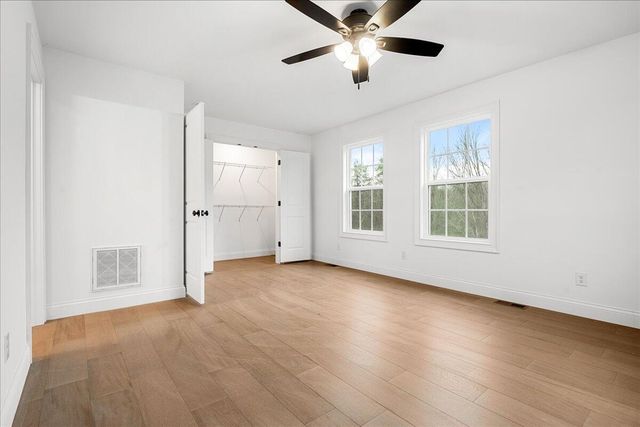 85 Queens Drive, East Bernstadt, KY 40729