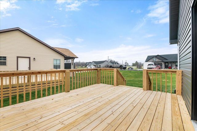 85 Queens Drive, East Bernstadt, KY 40729