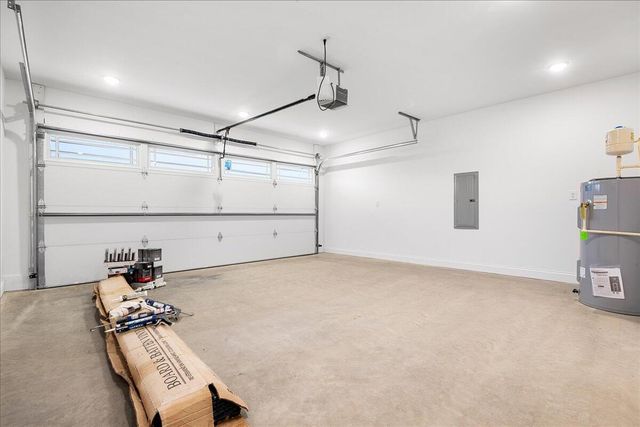 85 Queens Drive, East Bernstadt, KY 40729