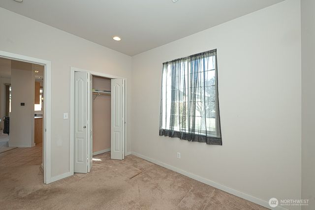 800 SE Parkside Place, College Place, WA 99324