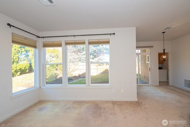 800 SE Parkside Place, College Place, WA 99324