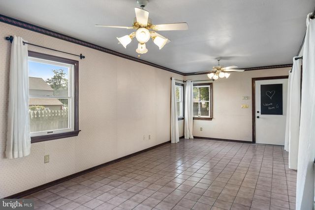 130 E EVESHAM AVE, Magnolia, NJ 08049