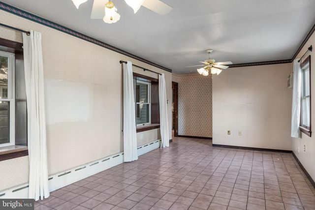 130 E EVESHAM AVE, Magnolia, NJ 08049