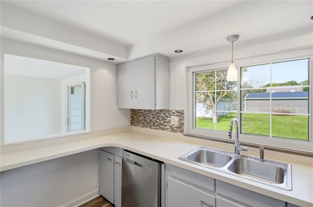 239 S Pleasant Street, Enon Vlg, OH 45323