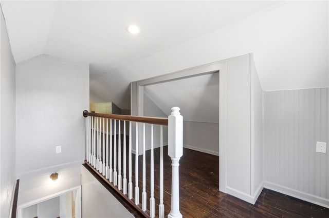 239 S Pleasant Street, Enon Vlg, OH 45323