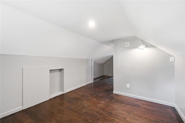 239 S Pleasant Street, Enon Vlg, OH 45323