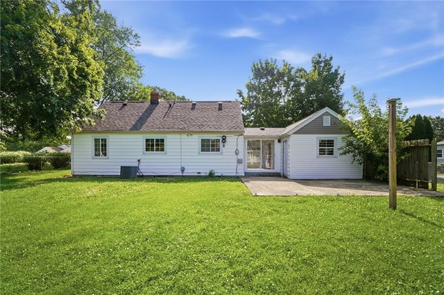 239 S Pleasant Street, Enon Vlg, OH 45323