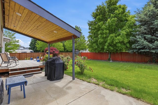 23918 E Maxwell Dr, Liberty Lake, WA 99019