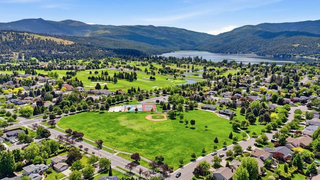 23918 E Maxwell Dr, Liberty Lake, WA 99019