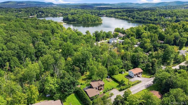 55 Interlochen Parkway, Monroe, NY 10950