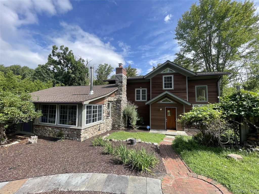 55 Interlochen Parkway, Monroe, NY 10950 — exterior
