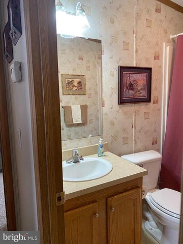 326 DOGWOOD DR, Quakertown, PA 18951