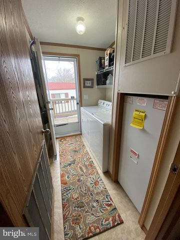 326 DOGWOOD DR, Quakertown, PA 18951