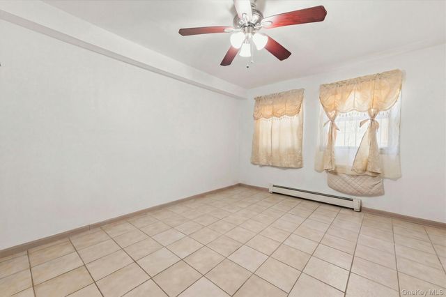 820 Leland Avenue 13A, Bronx, NY 10473