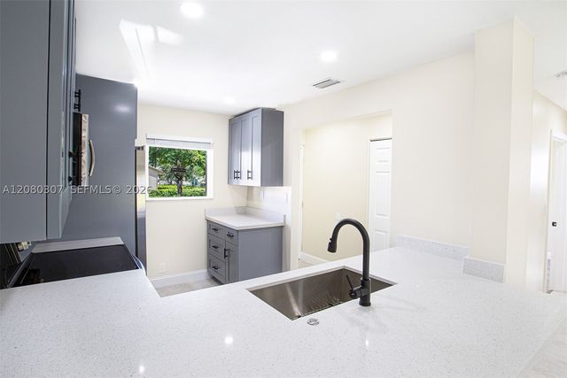 9431 Boca Cove Cir 1009, Boca Raton, FL 33428