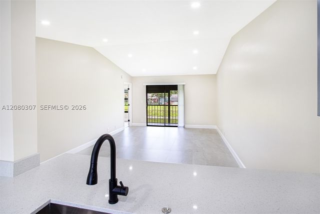 9431 Boca Cove Cir 1009, Boca Raton, FL 33428