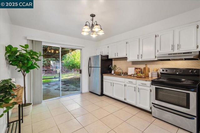 725 Del Norte, Vallejo, CA 94591