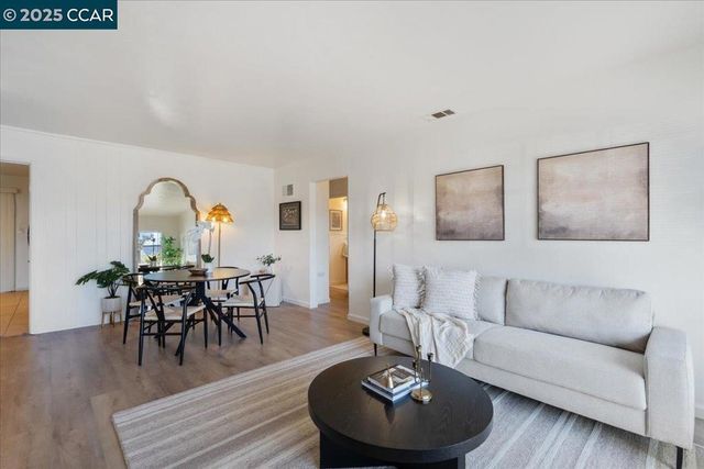 725 Del Norte, Vallejo, CA 94591