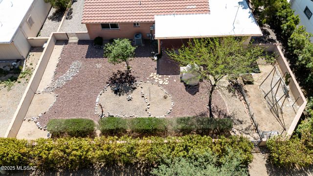 1050 S La Higuera, Green Valley, AZ 85614