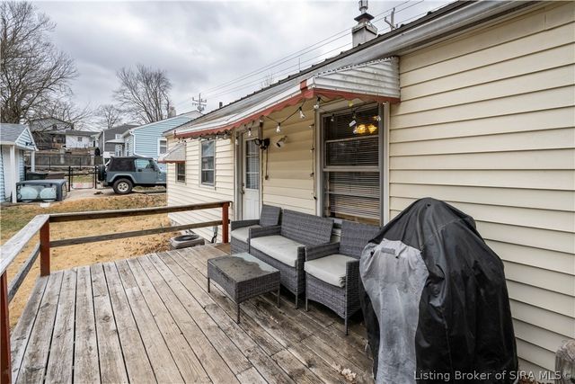 4324 Grantline Road, New Albany, IN 47150