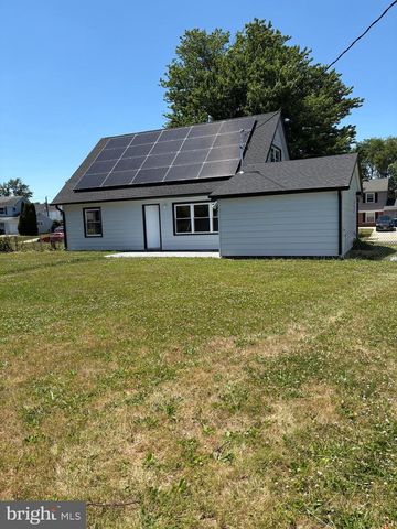 20 MINIATURE LN, Willingboro, NJ 08046