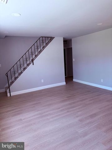 20 MINIATURE LN, Willingboro, NJ 08046