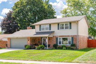 366 Cherrywood Drive, Fairborn, OH 45324