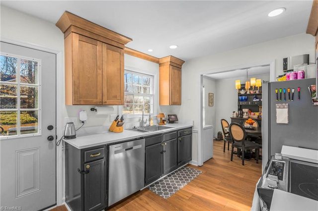 1114 Hickory Trace Drive, Greensboro, NC 27407