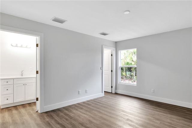 10080 87th Street, Vero Beach, FL 32967