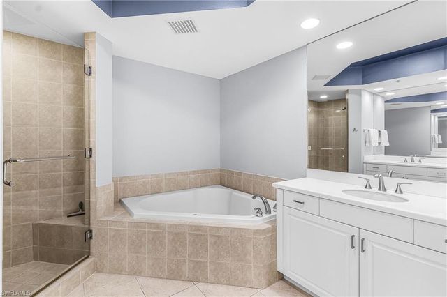 2090 W First ST 1210, Fort Myers, FL 33901
