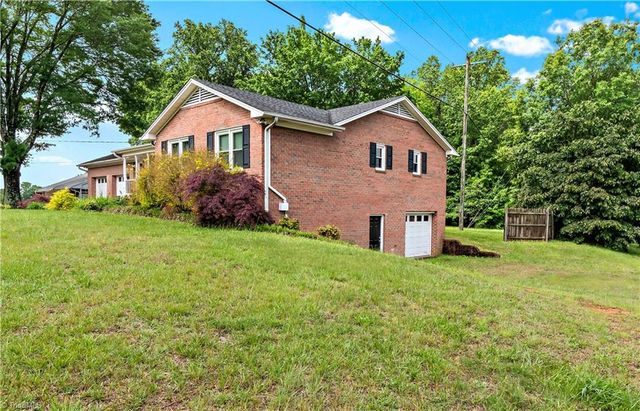 300 Doub Road, Lewisville, NC 27023