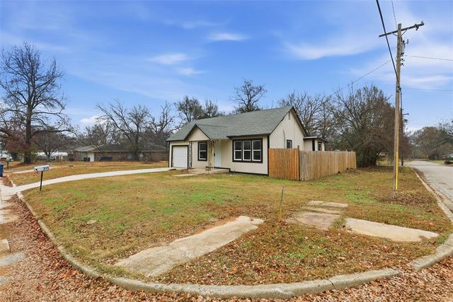 243 S Minnesota Avenue, Shawnee, OK 74801