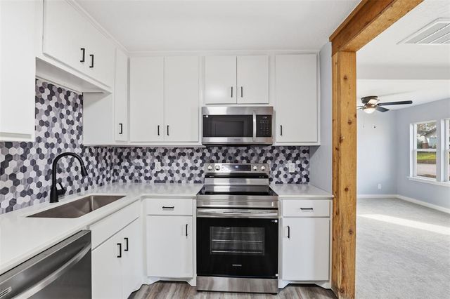 243 S Minnesota Avenue, Shawnee, OK 74801