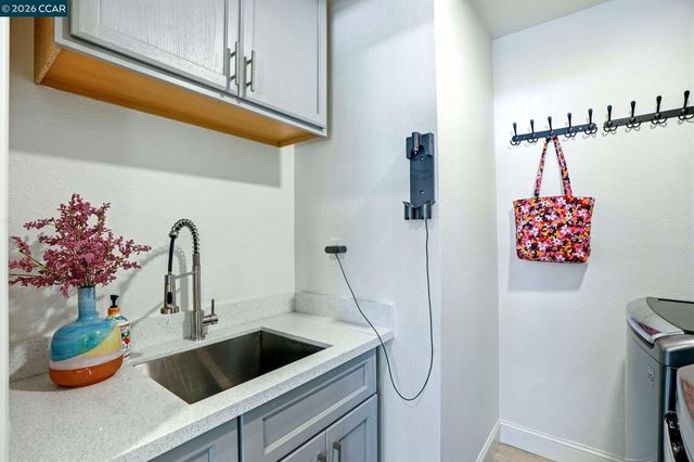 3196 Diablo View Rd, Lafayette, CA 94549