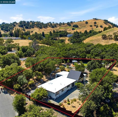 3196 Diablo View Rd, Lafayette, CA 94549
