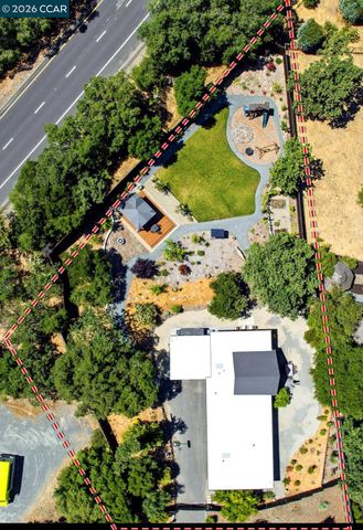 3196 Diablo View Rd, Lafayette, CA 94549