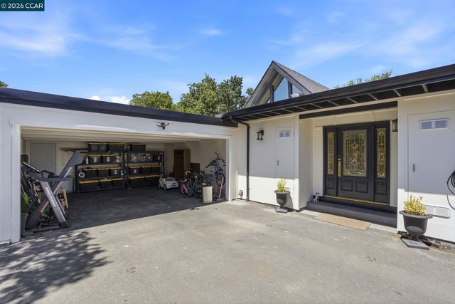 3196 Diablo View Rd, Lafayette, CA 94549