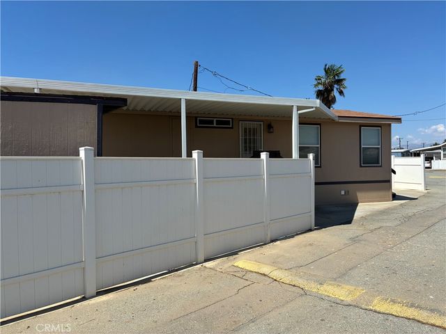 1460 E 6th Street 4, Beaumont, CA 92223
