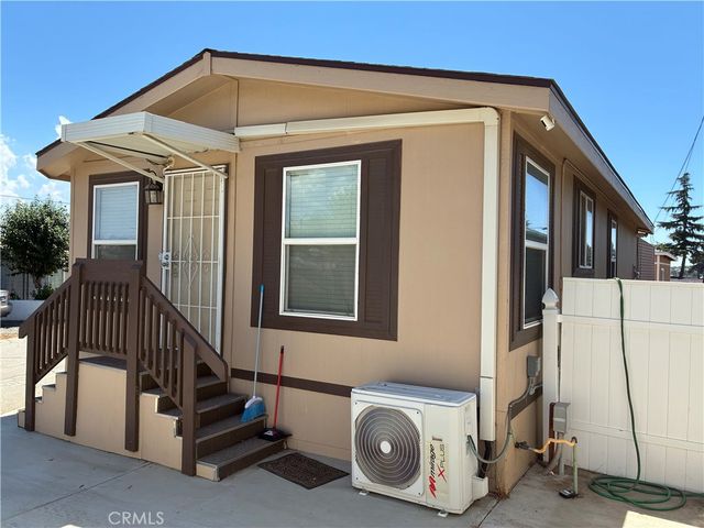 1460 E 6th Street 4, Beaumont, CA 92223