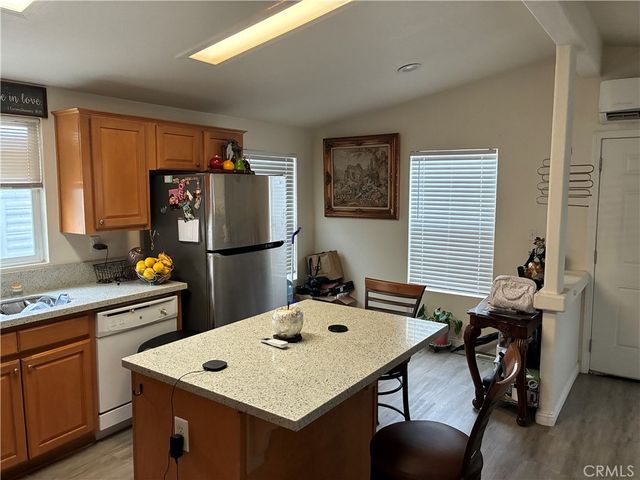 1460 E 6th Street 4, Beaumont, CA 92223