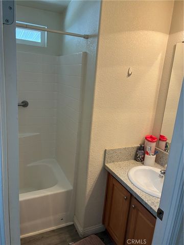 1460 E 6th Street 4, Beaumont, CA 92223