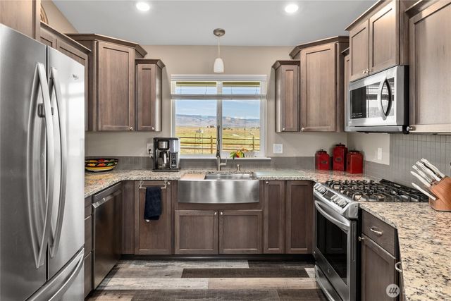 1561 Bitterbrush Drive, Ellensburg, WA 98926