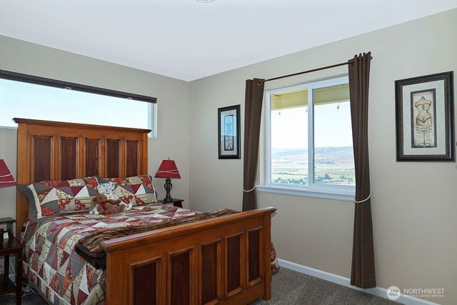 1561 Bitterbrush Drive, Ellensburg, WA 98926