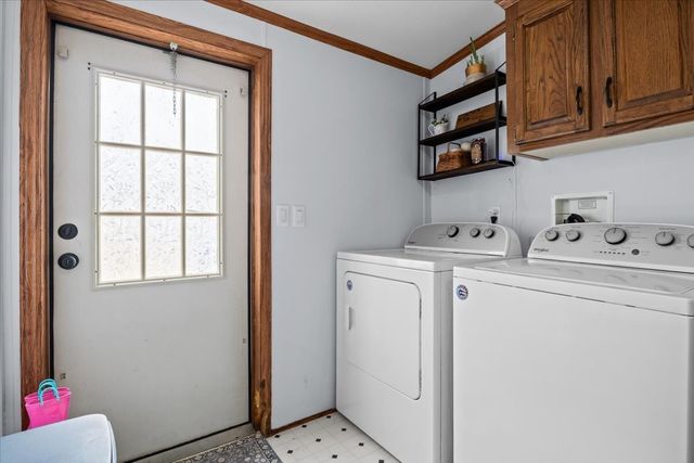 1644 W Blue Creek Rd, Waverly, TN 37185